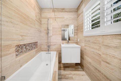 Купить виллу или дом в Пайнкрест, Флорида 4 спальни, 296.45м2, № 1972869 - фото 19