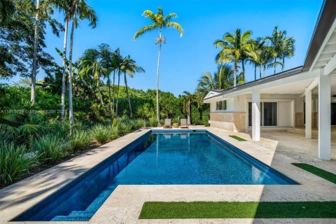 Купить виллу или дом в Пайнкрест, Флорида 4 спальни, 296.45м2, № 1972869 - фото 11