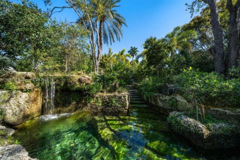 Купить виллу или дом в Пайнкрест, Флорида 4 спальни, 296.45м2, № 1972869 - фото 12