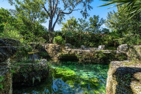 Купить виллу или дом в Пайнкрест, Флорида 4 спальни, 296.45м2, № 1972869 - фото 25