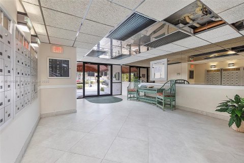 Copropriété à vendre à Lauderhill, Floride: 2 chambres, 100.8 m2 № 2035768 - photo 6