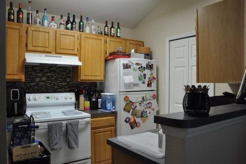 Condo in Orlando, Florida, 1 bedroom  № 1719900 - photo 5