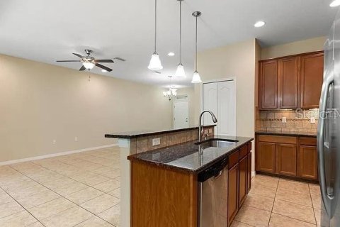 Touwnhouse à louer à Largo, Floride: 3 chambres, 173.73 m2 № 2415222 - photo 5