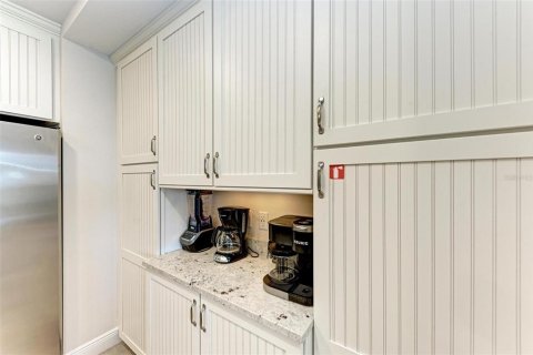 Condo in Bradenton, Florida, 3 bedrooms  № 1909670 - photo 12