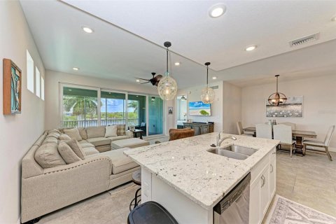 Condo in Bradenton, Florida, 3 bedrooms  № 1909670 - photo 14
