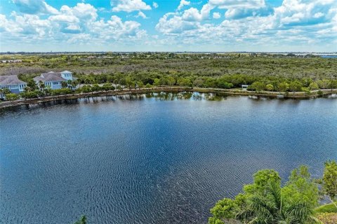 Condo in Bradenton, Florida, 3 bedrooms  № 1909670 - photo 28