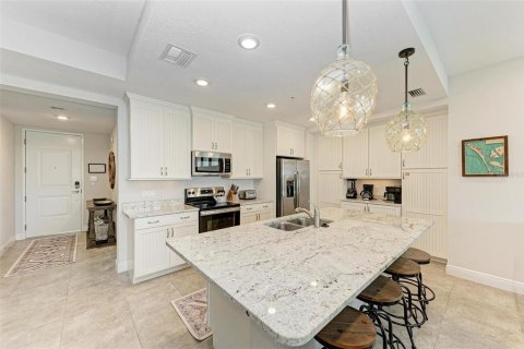 Condo in Bradenton, Florida, 3 bedrooms  № 1909670 - photo 9
