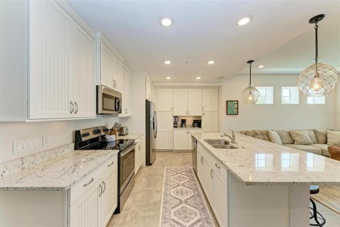 Condo in Bradenton, Florida, 3 bedrooms  № 1909670 - photo 8