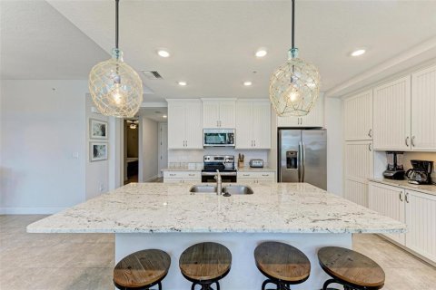 Condo in Bradenton, Florida, 3 bedrooms  № 1909670 - photo 10