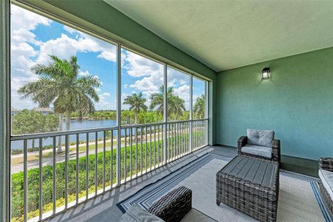 Condo in Bradenton, Florida, 3 bedrooms  № 1909670 - photo 24