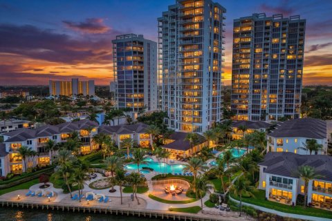Condo in North Palm Beach, Florida, 3 bedrooms  № 2272308