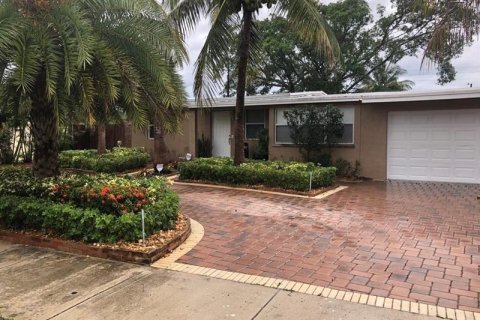 Casa en Pompano Beach, Florida 3 dormitorios, 101.08 m2 № 2077697