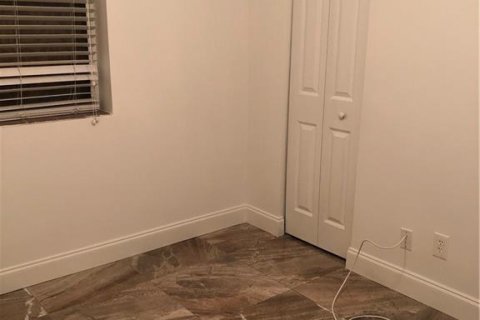 Casa en venta en Pompano Beach, Florida, 3 dormitorios, 101.08 m2 № 2077697 - foto 17