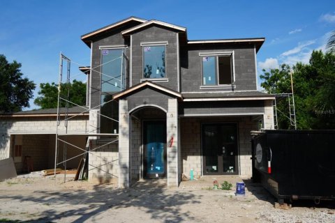 Casa en venta en Orlando, Florida, 5 dormitorios, 359.07 m2 № 2236527 - foto 13