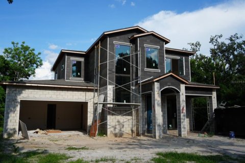 Casa en venta en Orlando, Florida, 5 dormitorios, 359.07 m2 № 2236527 - foto 14