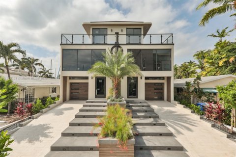 House in Fort Lauderdale, Florida 4 bedrooms, 315.4 sq.m. № 2015652 - photo 8