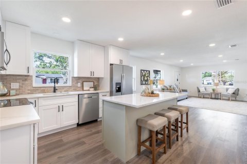 Casa en venta en Tavares, Florida, 3 dormitorios, 120.31 m2 № 2151447 - foto 5