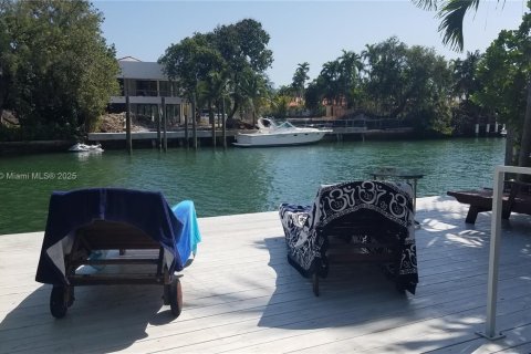 Propiedad comercial en venta en Miami Beach, Florida, 498.51 m2 № 2054680 - foto 12