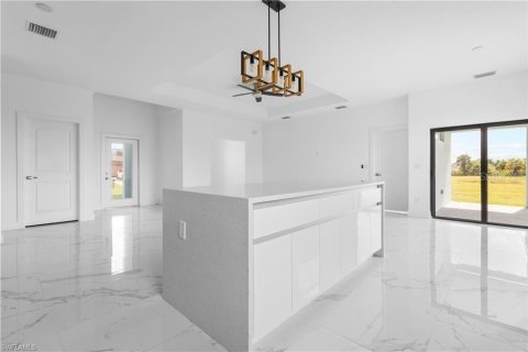 Купить виллу или дом в Кейп-Корал, Флорида 5 комнат, 175.31м2, № 2234996 - фото 16
