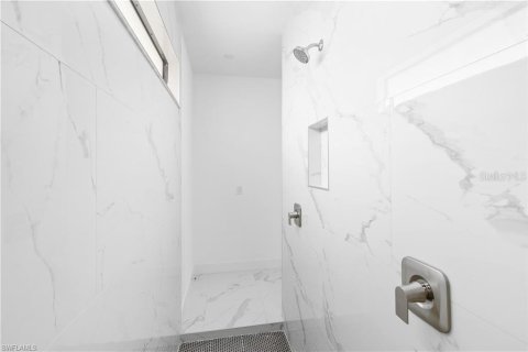 Купить виллу или дом в Кейп-Корал, Флорида 5 комнат, 175.31м2, № 2234996 - фото 28