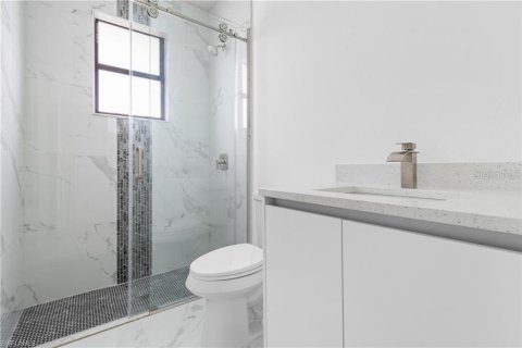 Купить виллу или дом в Кейп-Корал, Флорида 5 комнат, 175.31м2, № 2234996 - фото 21