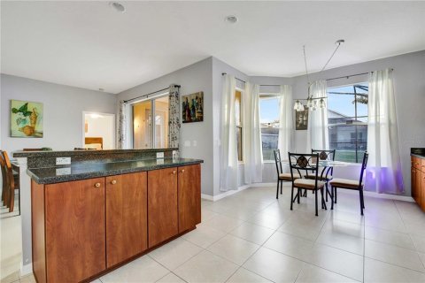 Casa en venta en Kissimmee, Florida, 4 dormitorios, 167.97 m2 № 2354733 - foto 9