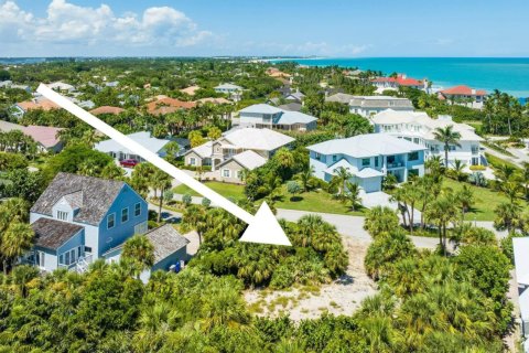Land in Vero Beach, Florida № 726771 - photo 1