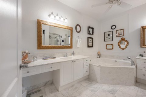 Condominio en venta en Clearwater, Florida, 1 dormitorio, 100.24 m2 № 1834817 - foto 6