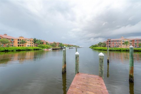 Condominio en venta en Clearwater, Florida, 1 dormitorio, 100.24 m2 № 1834817 - foto 11