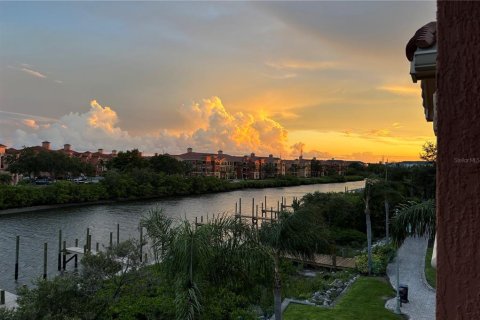 Condominio en venta en Clearwater, Florida, 1 dormitorio, 100.24 m2 № 1834817 - foto 9