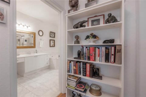 Condominio en venta en Clearwater, Florida, 1 dormitorio, 100.24 m2 № 1834817 - foto 28