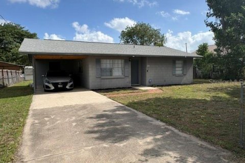 Casa en Frostproof, Florida 2 dormitorios, 100.8 m2 № 2123195
