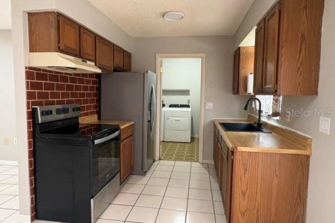 Casa en venta en Frostproof, Florida, 2 dormitorios, 100.8 m2 № 2123195 - foto 7