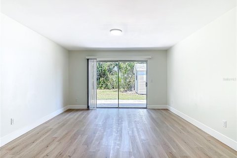Villa ou maison à vendre à Port Orange, Floride: 3 chambres, 153.57 m2 № 1917635 - photo 13