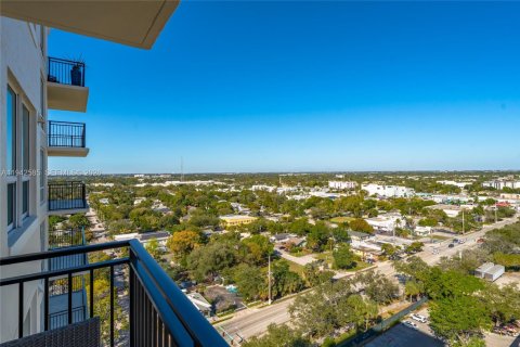 Condo in Fort Lauderdale, Florida, 2 bedrooms  № 2004262 - photo 19