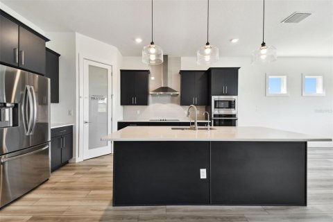 House in Wesley Chapel, Florida 4 bedrooms, 325.16 sq.m. № 1786109 - photo 28
