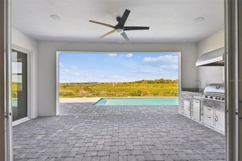 House in Wesley Chapel, Florida 4 bedrooms, 325.16 sq.m. № 1786109 - photo 30