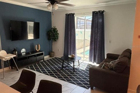 Adosado en alquiler en Kissimmee, Florida, 4 dormitorios, 177.81 m2 № 1911567 - foto 2