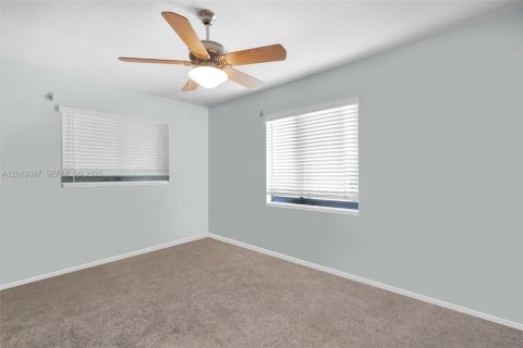 House in Tavernier, Florida 2 bedrooms, 83.61 sq.m. № 2073078 - photo 14