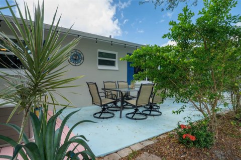 Villa ou maison à vendre à Palm Harbor, Floride: 2 chambres, 112.5 m2 № 2098029 - photo 27