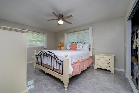 Villa ou maison à vendre à Palm Harbor, Floride: 2 chambres, 112.5 m2 № 2098029 - photo 18