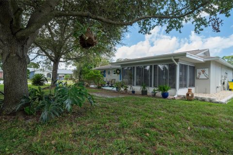 Villa ou maison à vendre à Palm Harbor, Floride: 2 chambres, 112.5 m2 № 2098029 - photo 29
