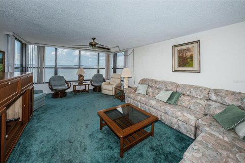 Condo in Dunedin, Florida, 2 bedrooms  № 1324425 - photo 6