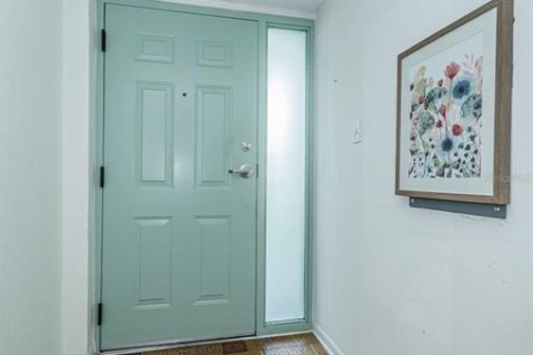 Condo in Dunedin, Florida, 2 bedrooms  № 1324425 - photo 16