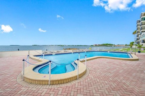 Condo in Dunedin, Florida, 2 bedrooms  № 1324425 - photo 3