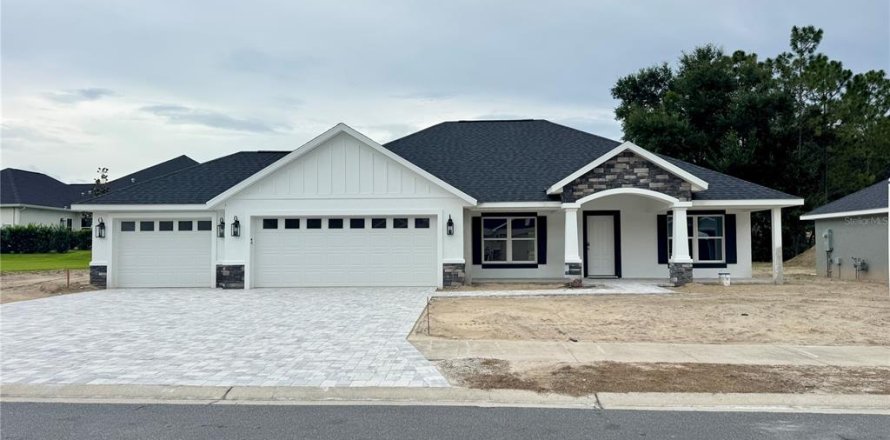 Villa ou maison à Dunnellon, Floride 3 chambres, 139.26 m2 № 1904243