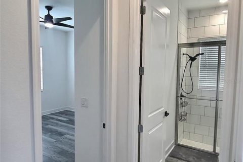 Casa en venta en Wesley Chapel, Florida, 5 dormitorios, 271.37 m2 № 1918290 - foto 19