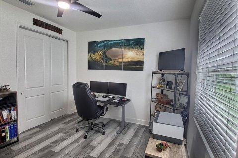 Casa en venta en Wesley Chapel, Florida, 5 dormitorios, 271.37 m2 № 1918290 - foto 27