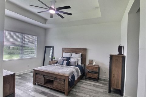Casa en venta en Wesley Chapel, Florida, 5 dormitorios, 271.37 m2 № 1918290 - foto 9