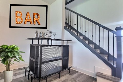 Casa en venta en Wesley Chapel, Florida, 5 dormitorios, 271.37 m2 № 1918290 - foto 4
